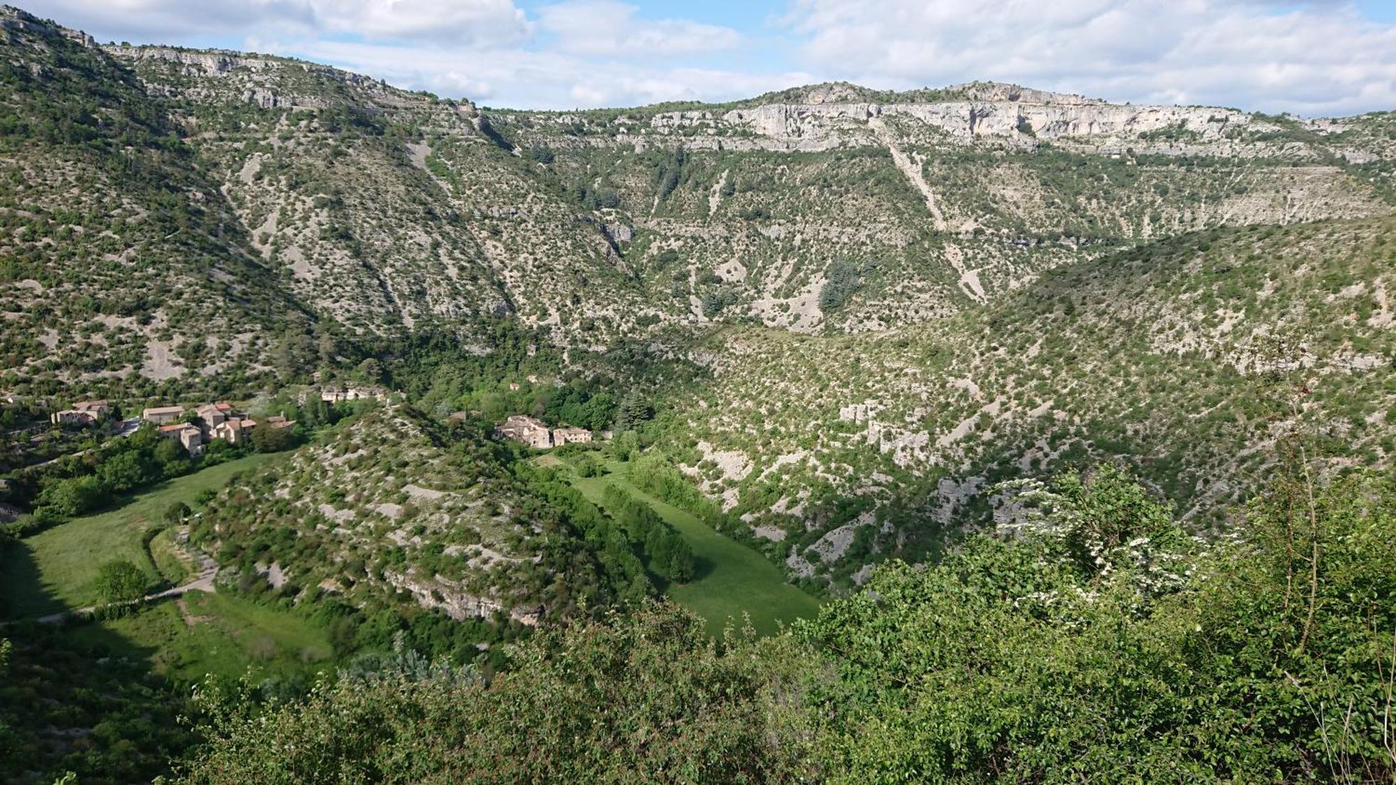 Gite En Cevennes Du Sud, Bergerie Restauree Au Rez De Jardin D'Une Bastide Avec Piscine, Vue Exceptionnelle, Authenticite Et Confort Saint-Laurent-le-Minier 外观 照片
